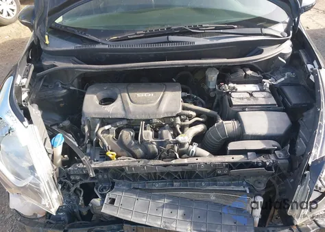 2017 Kia Rio Lx z USA, uszkodzony, nr VIN KNADM4A31H6026635